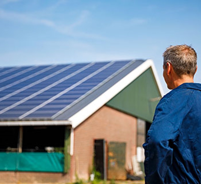 zonnepanelen; bedrijfspand verduurzamen; energiebesparing