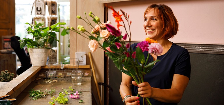 Ondernemer met energie bloemenzaak